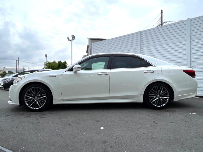 2014 Toyota Crown Hybrid DAA-AWS210 (UW-6a2783a3c8aef)[17]