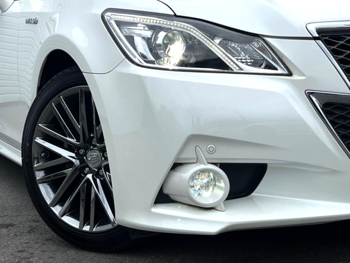 2014 Toyota Crown Hybrid DAA-AWS210 (UW-6a2783a3c8aef)[10]