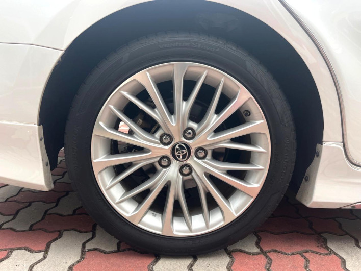 2017 Toyota Camry DAA-AXVH70 (UW-6a2783b283b8a)[13]