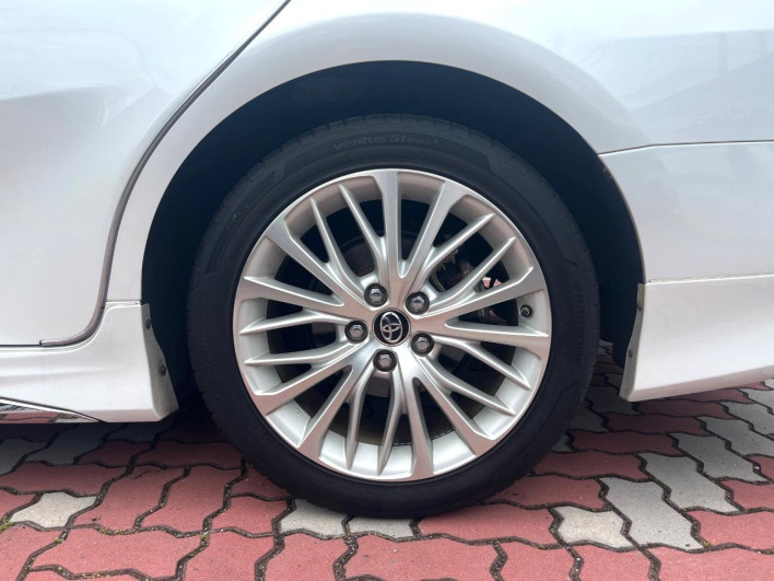 2017 Toyota Camry DAA-AXVH70 (UW-6a2783b283b8a)[14]
