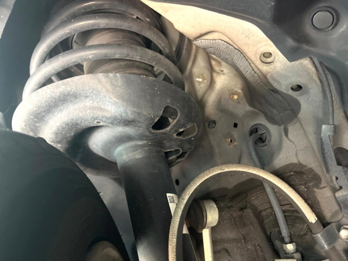2017 Toyota Camry DAA-AXVH70 (UW-6a2783b283b8a)[29]