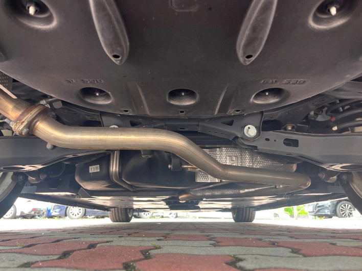 2017 Toyota Camry DAA-AXVH70 (UW-6a2783b283b8a)[21]