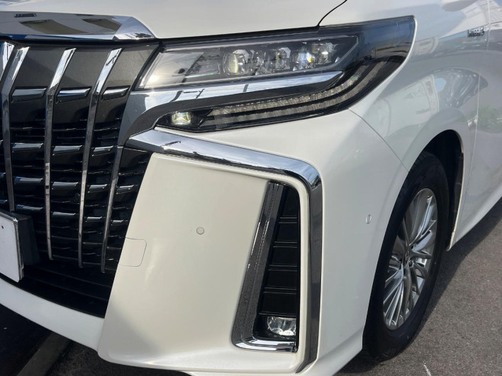 2021 Toyota Alphard Hybrid 6AA-AYH30W (UW-6a2783b5d1c4f)[14]