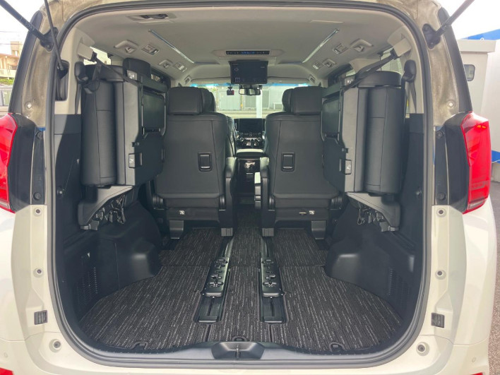 2021 Toyota Alphard Hybrid 6AA-AYH30W (UW-6a2783b5d1c4f)[29]