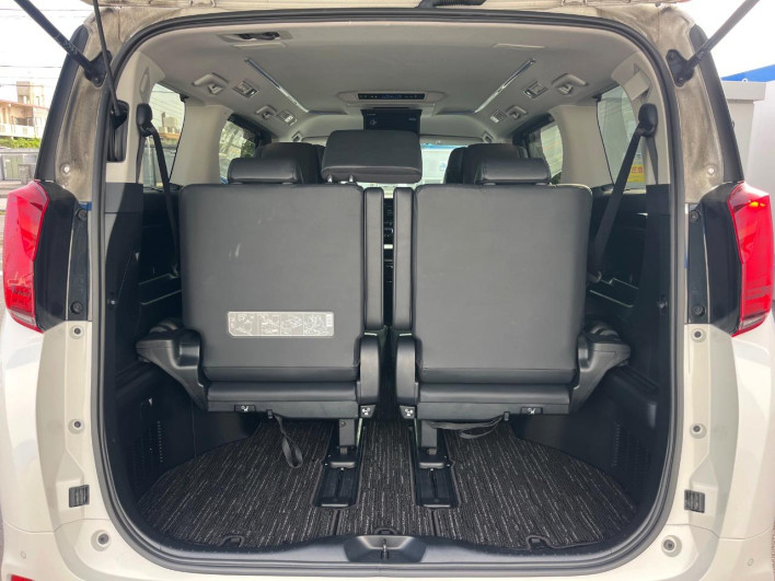 2021 Toyota Alphard Hybrid 6AA-AYH30W (UW-6a2783b5d1c4f)[27]