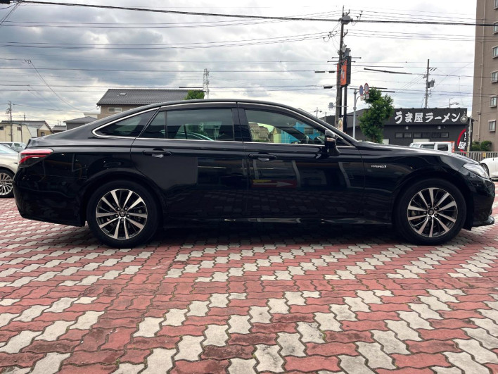 2019 Toyota Crown Hybrid 6AA-AZSH20 (UW-6a2783b7bad67)[17]