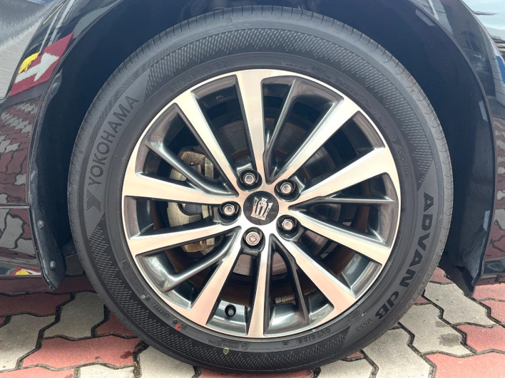 2019 Toyota Crown Hybrid 6AA-AZSH20 (UW-6a2783b7bad67)[9]