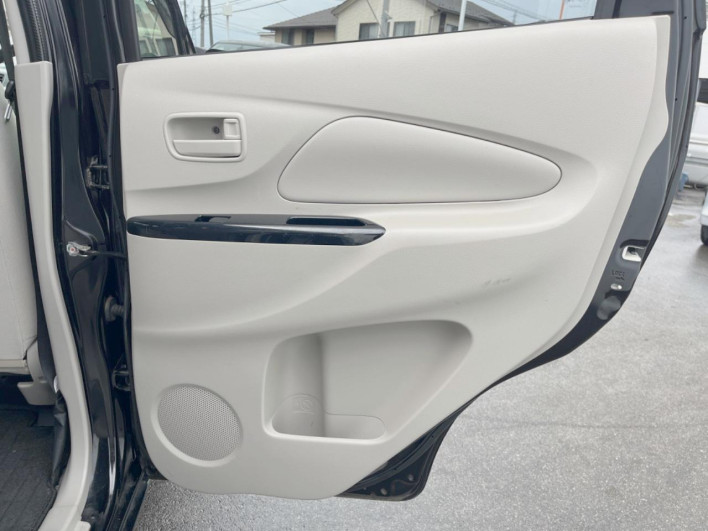 2015 Mitsubishi eK Wagon DBA-B11W (UW-6a2783be030db)[22]