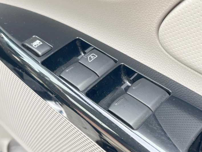 2018 Mitsubishi eK Wagon DBA-B11W (UW-6a2783bf4f432)[27]