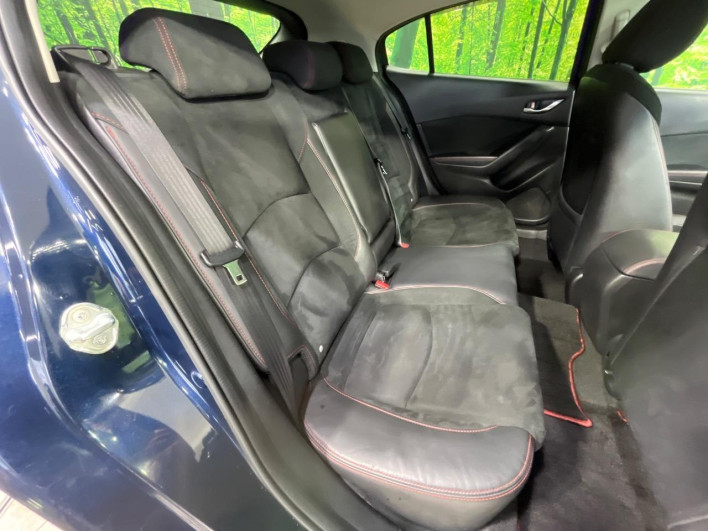 2014 Mazda Axela Sports LDA-BM2FS (UW-6a2783d975e94)[29]
