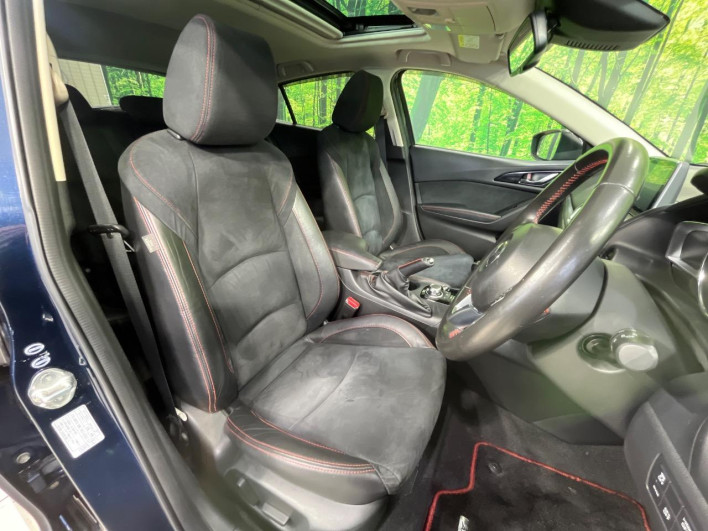 2014 Mazda Axela Sports LDA-BM2FS (UW-6a2783d975e94)[27]