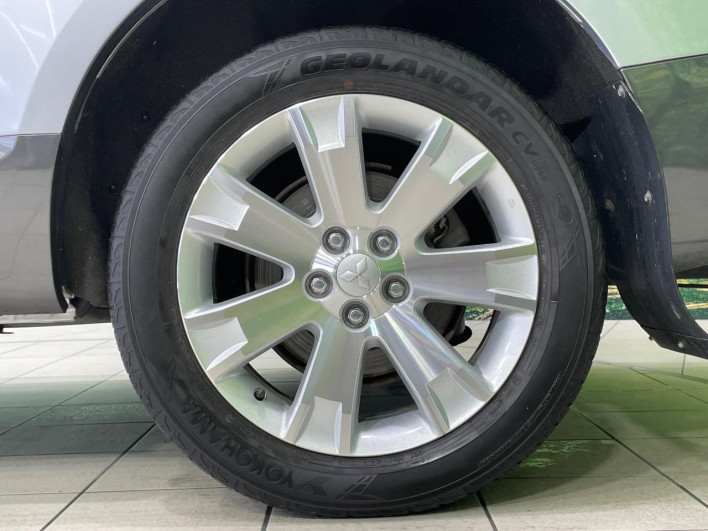 2015 Mitsubishi Delica D:5 LDA-CV1W (UW-6a2783deec1ae)[6]