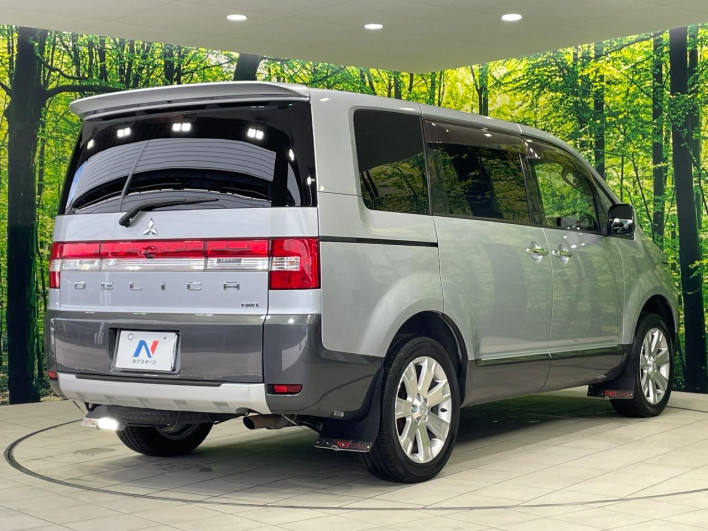 2015 Mitsubishi Delica D:5 LDA-CV1W (UW-6a2783deec1ae)[17]