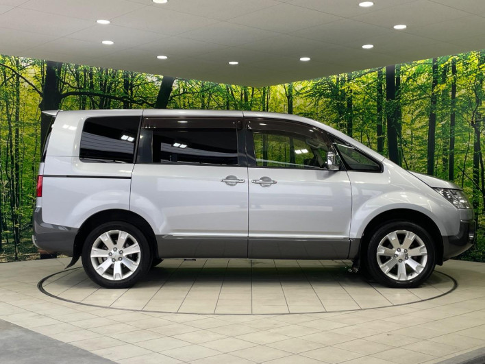 2015 Mitsubishi Delica D:5 LDA-CV1W (UW-6a2783deec1ae)[18]