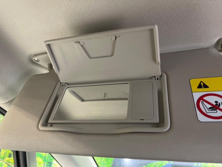 2017 Mitsubishi Delica D:5 LDA-CV1W (UW-6a2783df1c7ec)[5]