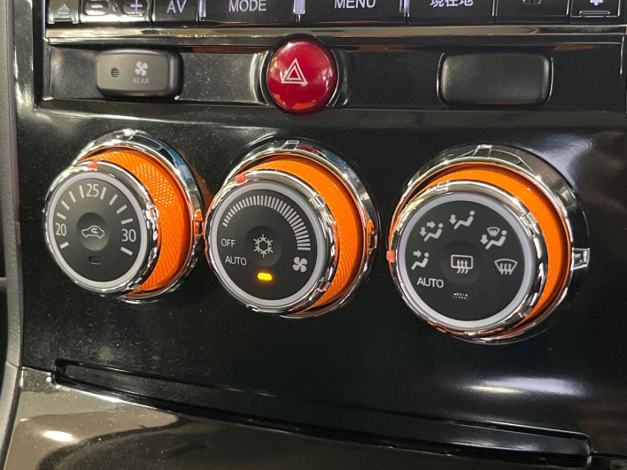 2017 Mitsubishi Delica D:5 LDA-CV1W (UW-6a2783df1c7ec)[13]