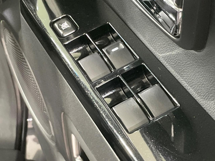 2018 Mitsubishi Delica D:5 LDA-CV1W (UW-6a2783df5a7c7)[23]