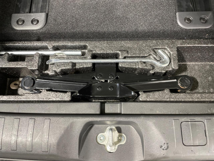 2018 Mitsubishi Delica D:5 LDA-CV1W (UW-6a2783df5a7c7)[14]