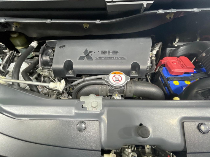 2018 Mitsubishi Delica D:5 LDA-CV1W (UW-6a2783df5a7c7)[4]