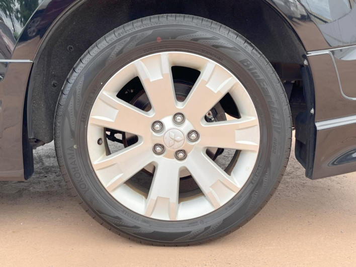 2011 Mitsubishi Delica D:5 DBA-CV4W (UW-6a2783e43ef07)[4]