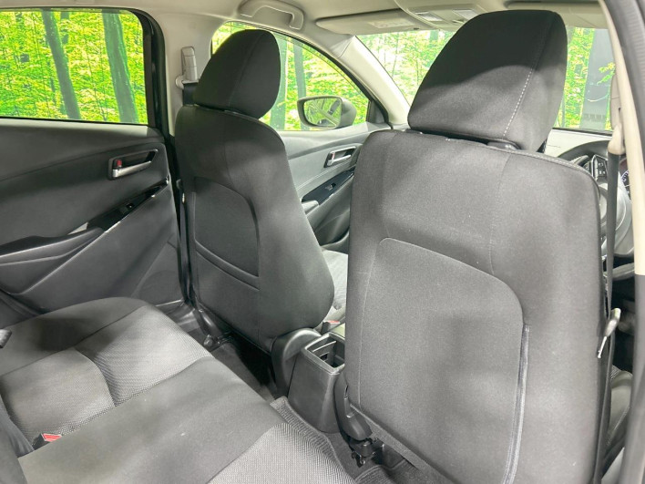2017 Mazda Demio DBA-DJ3FS (UW-6a2783e8a31be)[23]