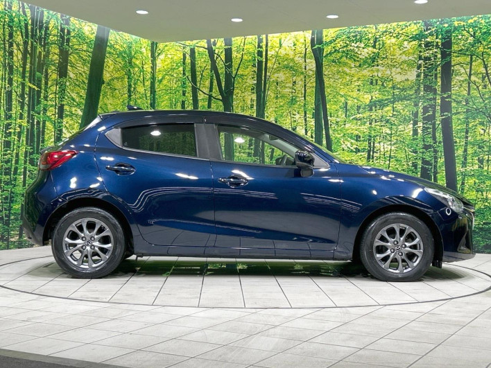 2017 Mazda Demio DBA-DJ3FS (UW-6a2783e8a31be)[9]
