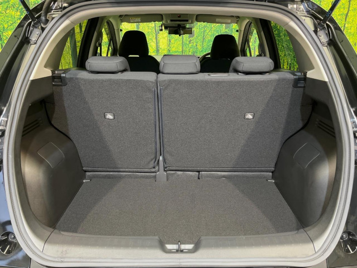 2021 Nissan Note 6AA-E13 (UW-6a2783f1e9772)[26]