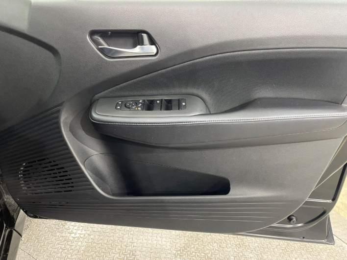 2021 Nissan Note 6AA-E13 (UW-6a2783f203386)[13]