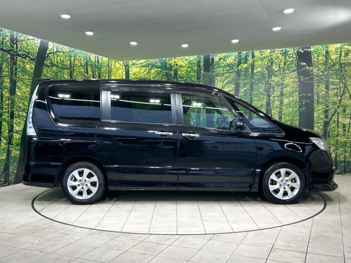 2011 Nissan Serena DBA-FC26 (UW-6a2783f5d118a)[9]