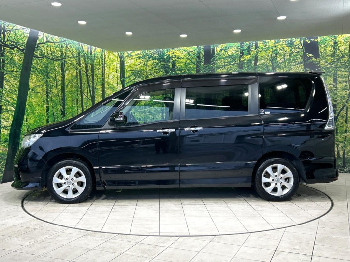 2011 Nissan Serena DBA-FC26 (UW-6a2783f5d118a)[5]