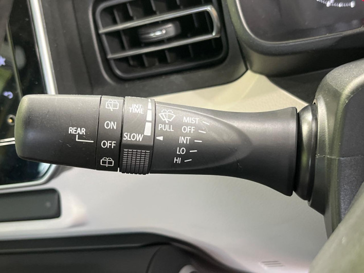 2017 Suzuki Ignis DAA-FF21S (UW-6a2783fc79c28)[15]