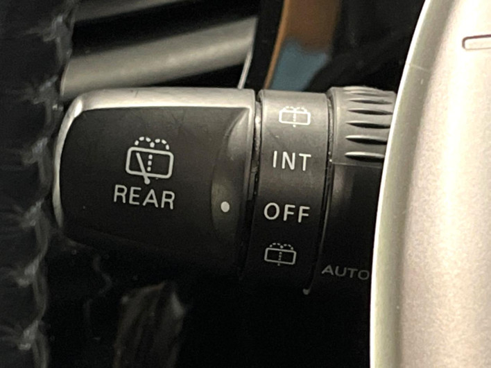 2015 Mitsubishi OUTLANDER PHEV DLA-GG2W (UW-6a278410de316)[18]