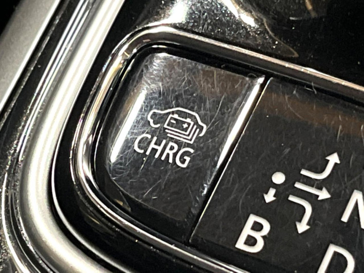 2015 Mitsubishi OUTLANDER PHEV DLA-GG2W (UW-6a278410de316)[12]