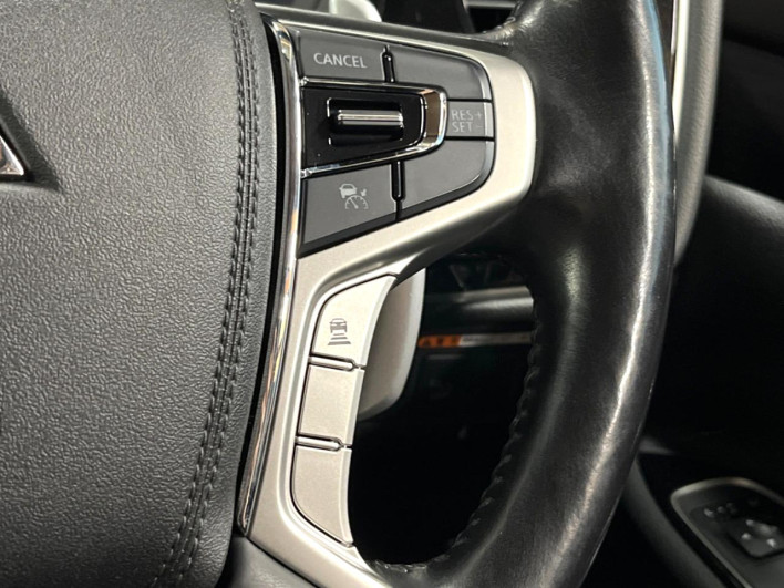 2015 Mitsubishi OUTLANDER PHEV DLA-GG2W (UW-6a278410de316)[19]