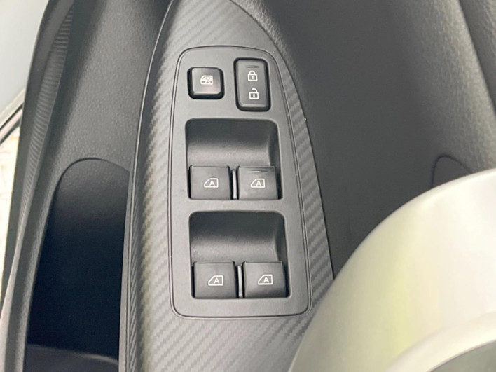 2021 Mitsubishi Eclipse Cross PHEV 5LA-GL3W (UW-6a278412b7ba8)[22]