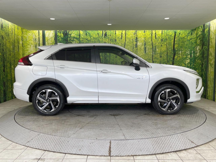 2021 Mitsubishi Eclipse Cross PHEV 5LA-GL3W (UW-6a278412b7ba8)[16]
