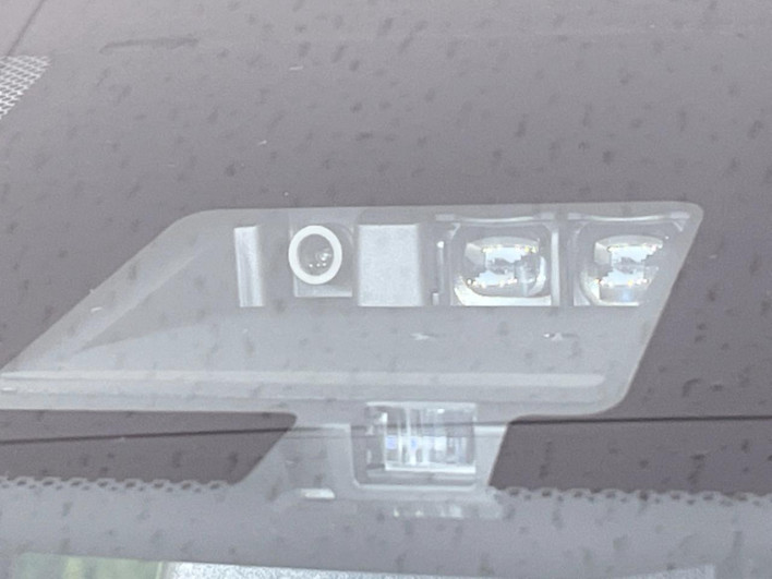 2021 Mitsubishi Eclipse Cross PHEV 5LA-GL3W (UW-6a278412b7ba8)[20]