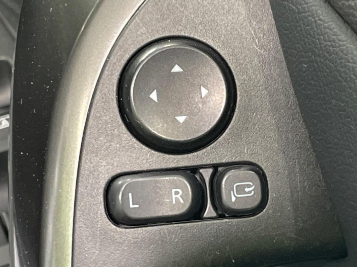 2023 Mitsubishi Eclipse Cross PHEV 5LA-GL3W (UW-6a278412e3d76)[5]