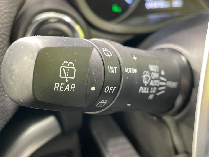 2023 Mitsubishi Eclipse Cross PHEV 5LA-GL3W (UW-6a278412e3d76)[18]