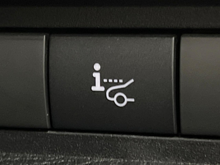 2022 Mitsubishi OUTLANDER PHEV 5LA-GN0W (UW-6a2784147e8e4)[28]