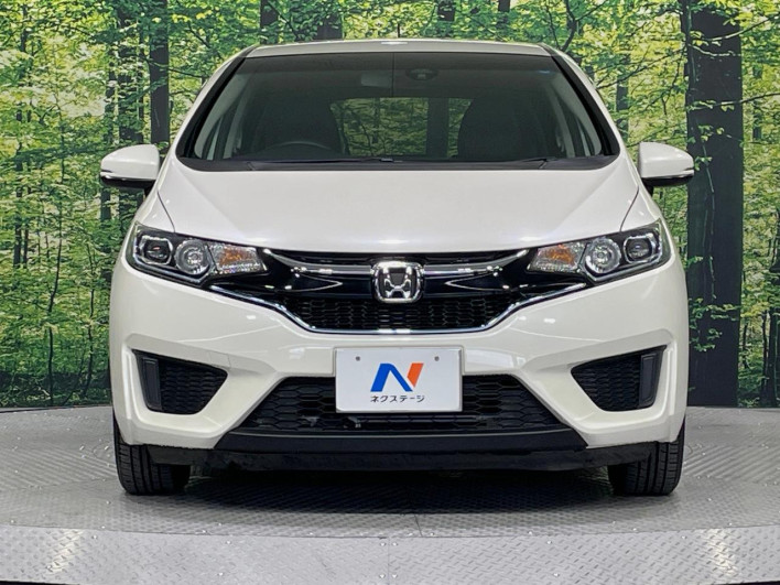 2016 Honda Fit Hybrid DAA-GP5 (UW-6a27841689224)[13]
