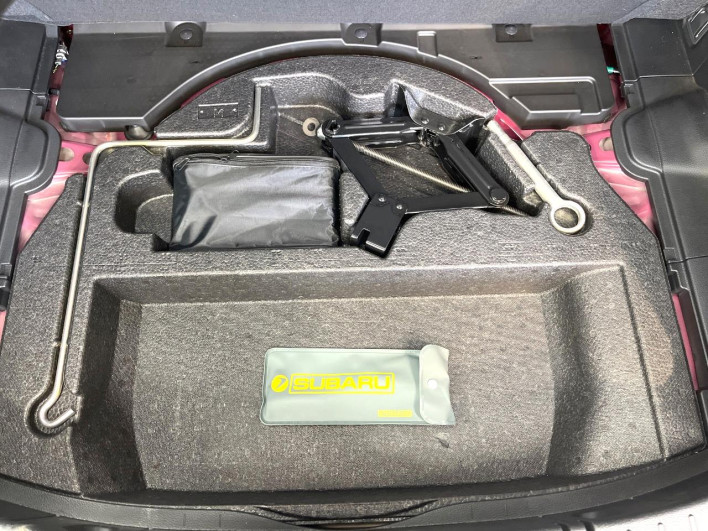 2013 Subaru XV DBA-GP7 (UW-6a2784187b80d)[24]