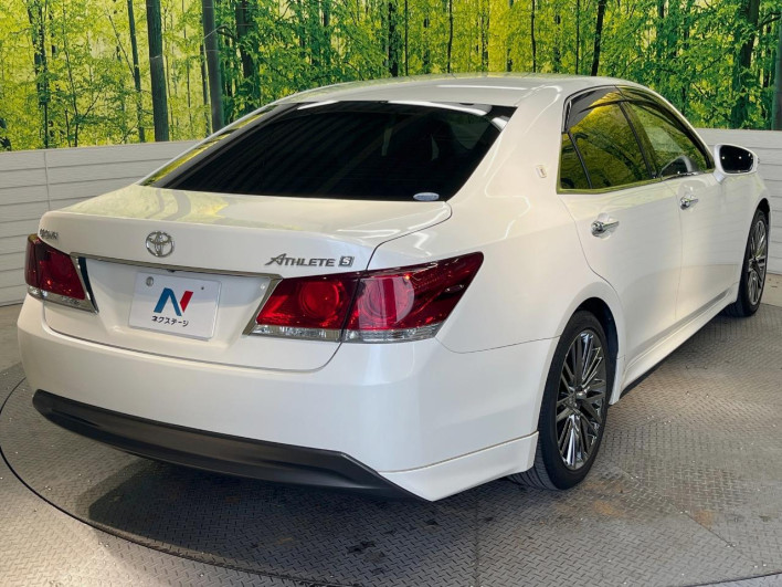 2014 Toyota Crown DBA-GRS210 (UW-6a27841d741cf)[23]