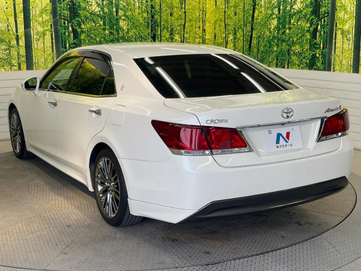2014 Toyota Crown DBA-GRS210 (UW-6a27841d741cf)[19]