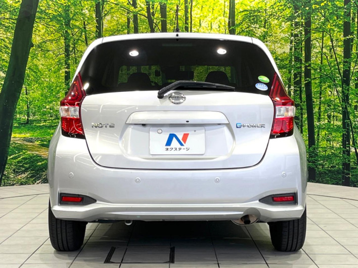 2016 Nissan Note DAA-HE12 (UW-6a27842d759a6)[22]