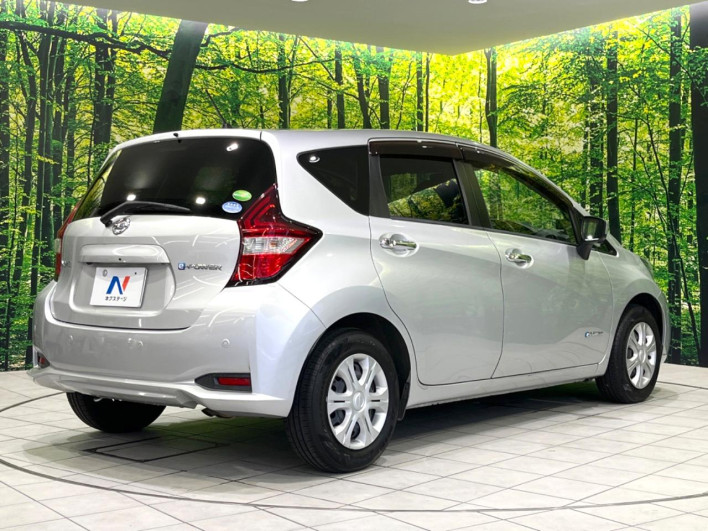 2016 Nissan Note DAA-HE12 (UW-6a27842d759a6)[21]