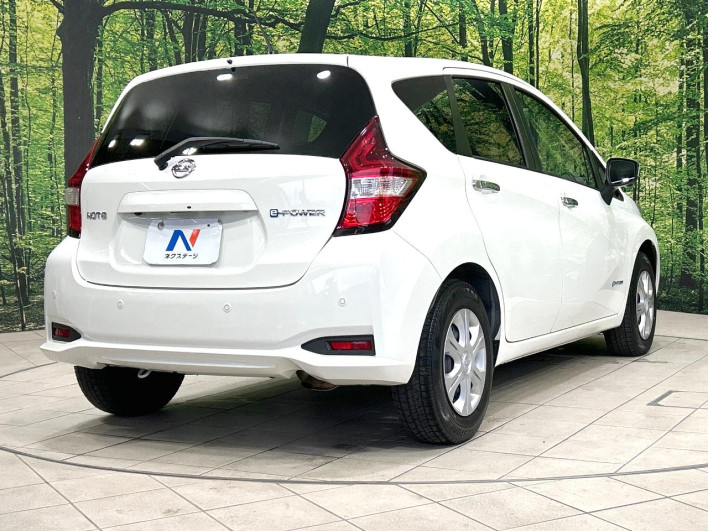 2018 Nissan Note DAA-HE12 (UW-6a27842f14fce)[26]