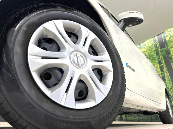 2018 Nissan Note DAA-HE12 (UW-6a27842f14fce)[14]