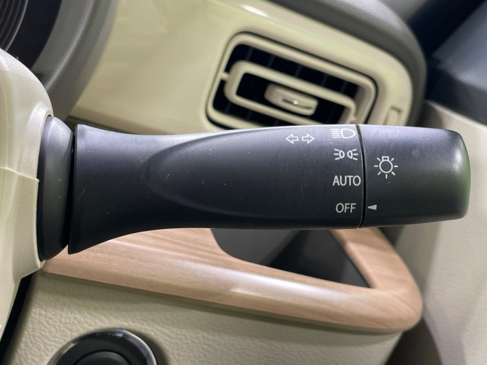 2019 Suzuki ALTO Lapin DBA-HE33S (UW-6a27843499631)[14]
