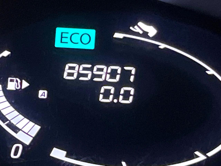 2014 Nissan Serena DAA-HFC26 (UW-6a2784384cf91)[2]